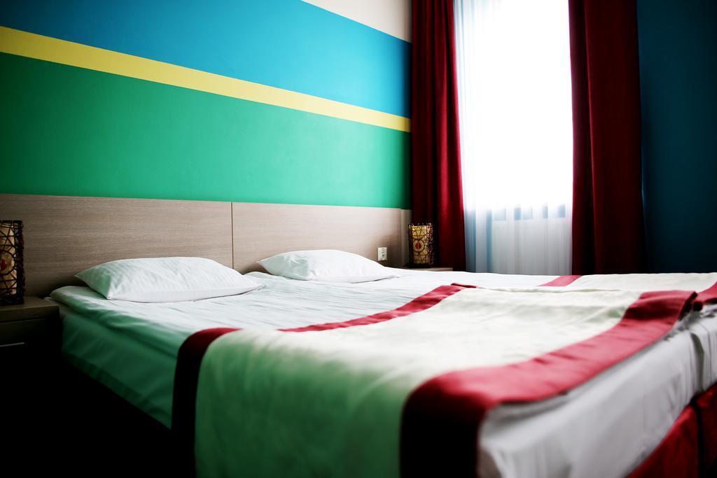 Hotel Folklor Międzyrzec Podlaski Exterior foto