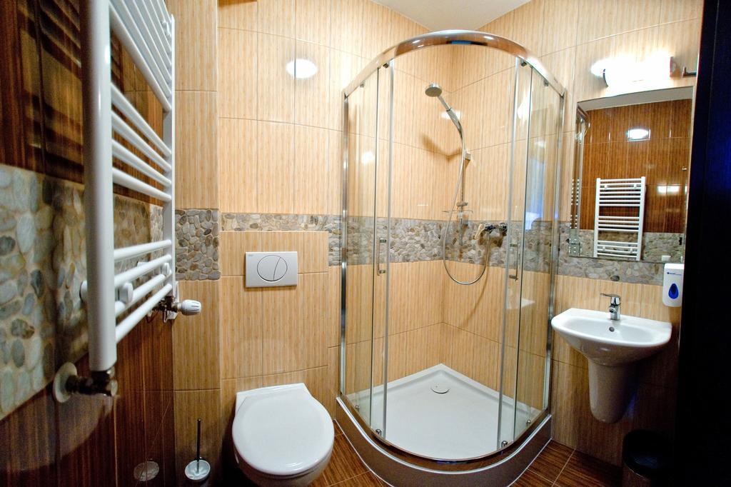 Hotel Folklor Międzyrzec Podlaski Exterior foto